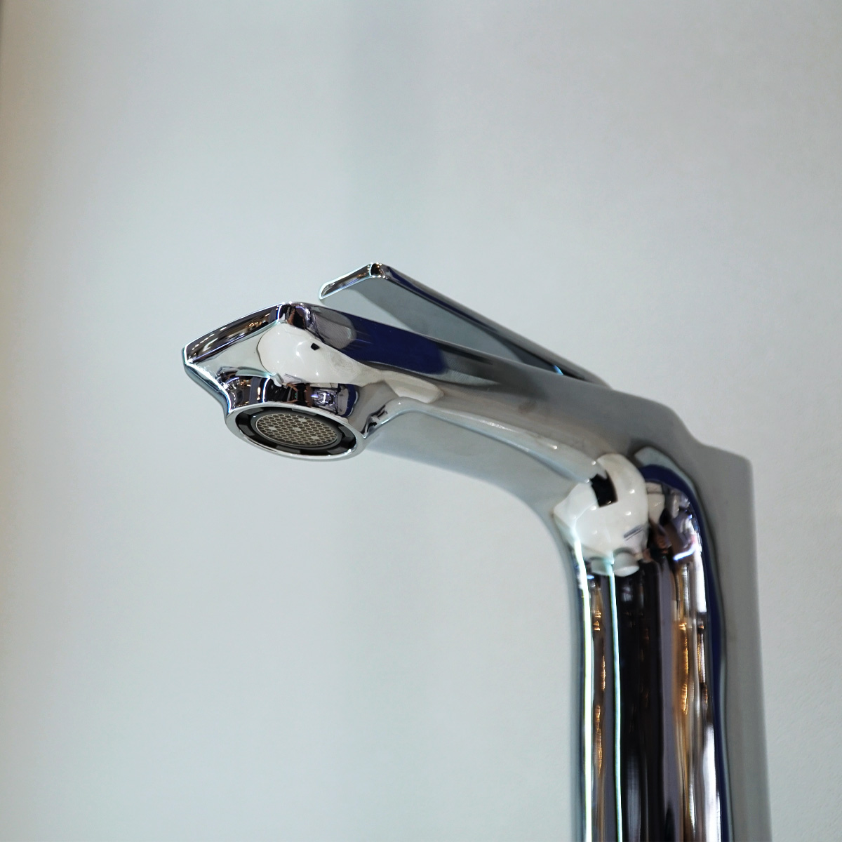 Vòi chậu nóng lạnh Stereo ATMOR AT90913A