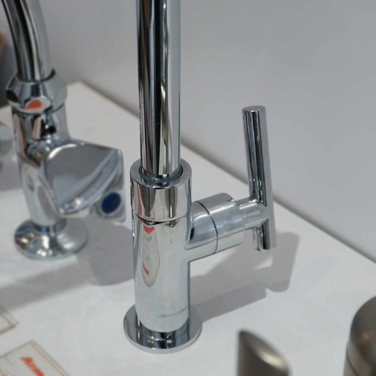 Vòi rửa chén lạnh ATMOR AI001