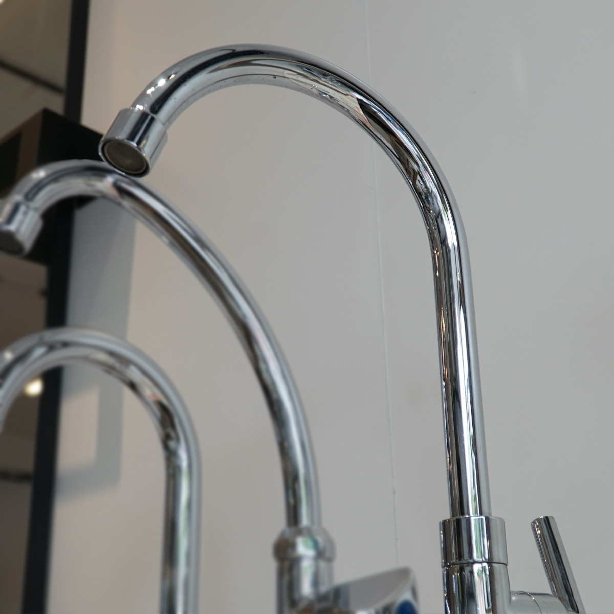 Vòi rửa chén lạnh ATMOR AI001