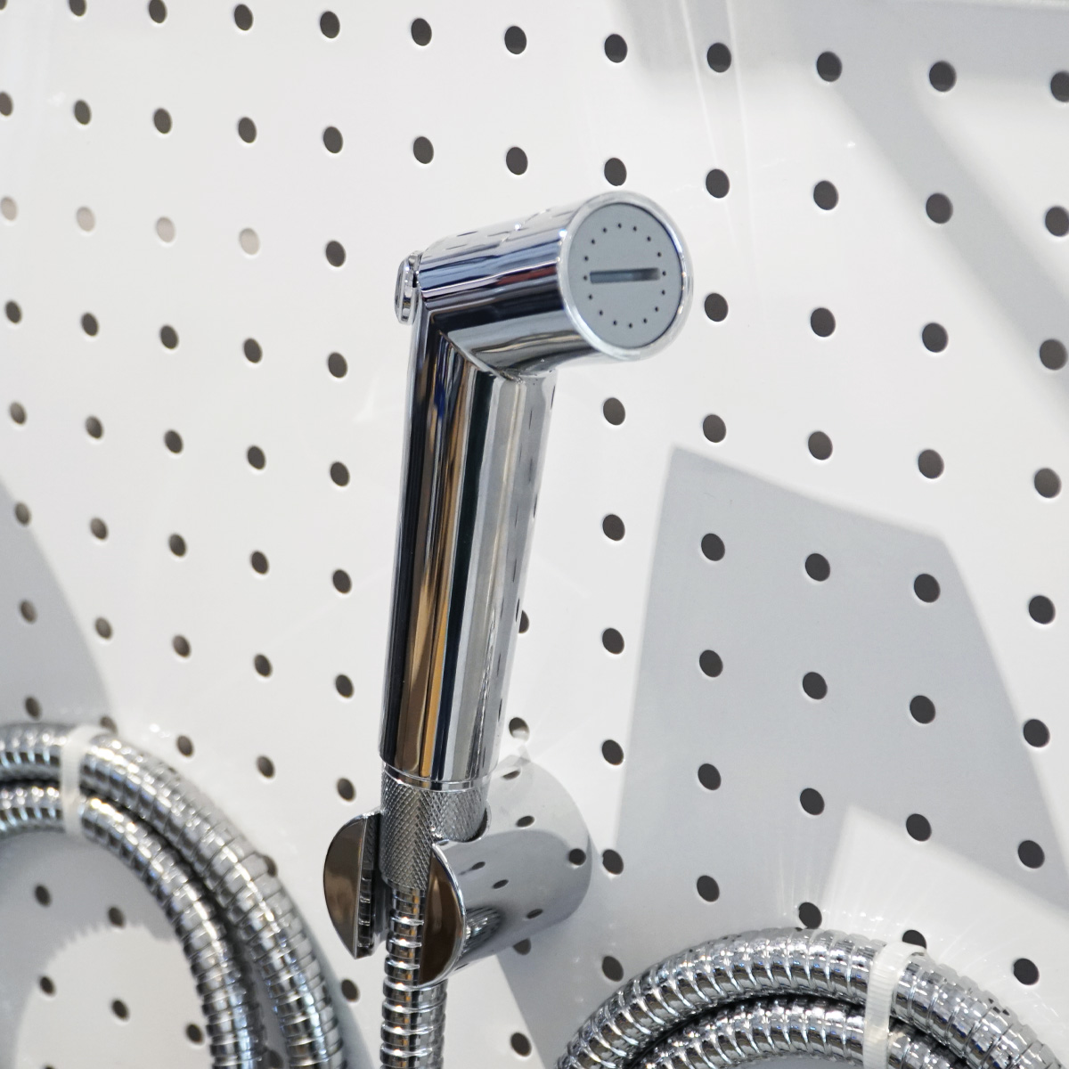 Vòi xịt vệ sinh mạ chrome ATMOR AT14501