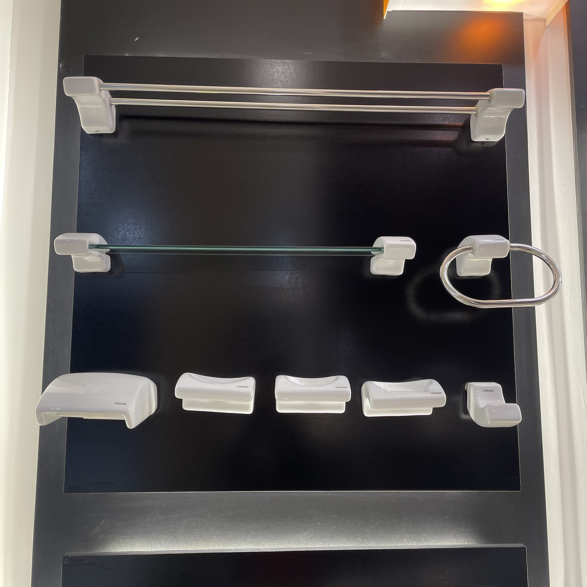 Bộ phụ kiện sứ 6 món Caesar Q940-A6 (Q940A6)