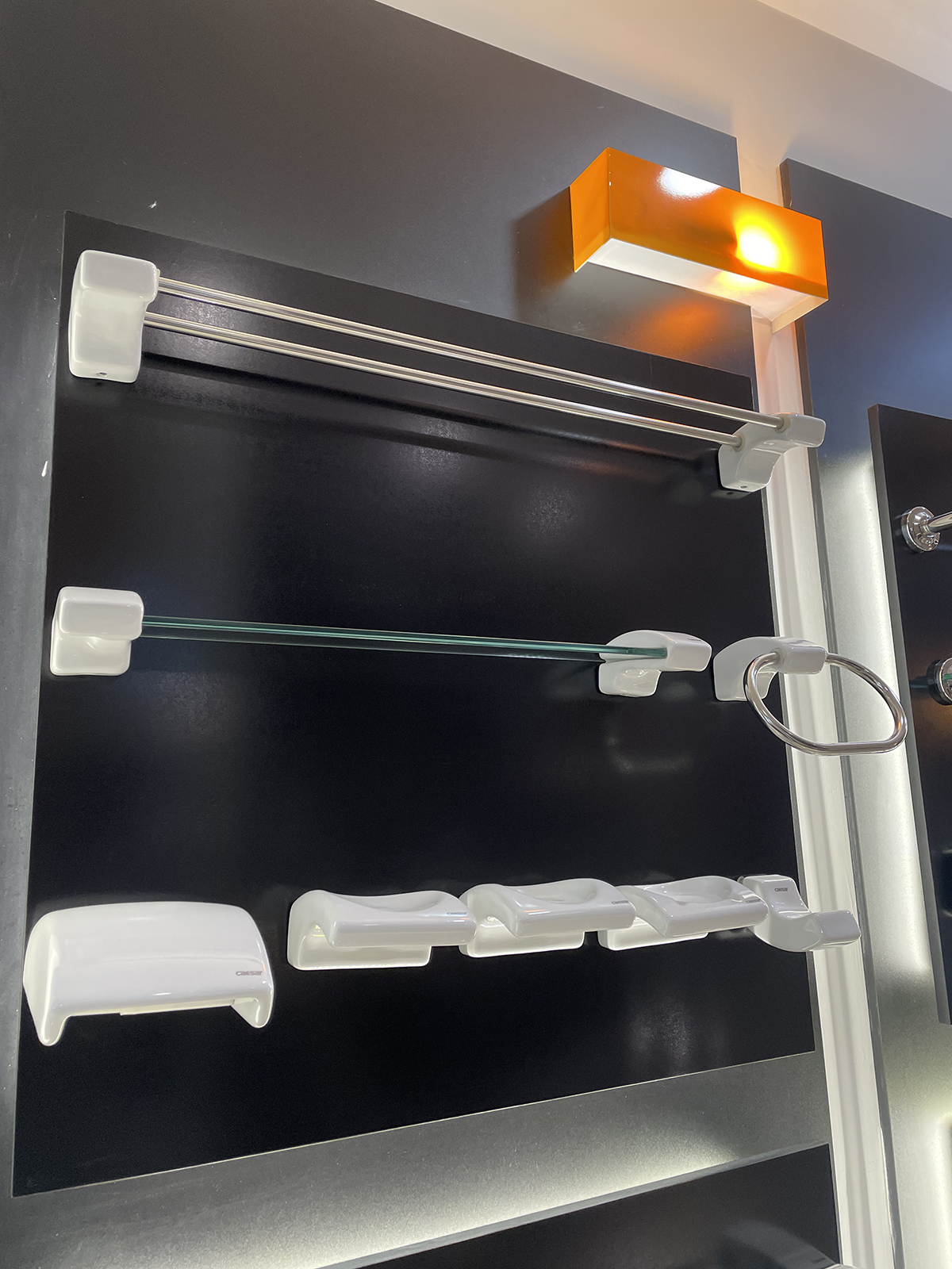 Bộ phụ kiện sứ 6 món Caesar Q940-A6 (Q940A6)