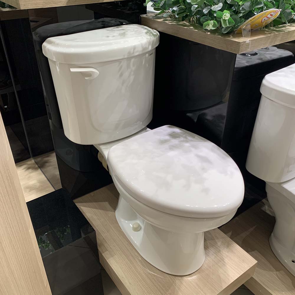 Bồn cầu 2 khối Caesar CPT1332 nắp thường