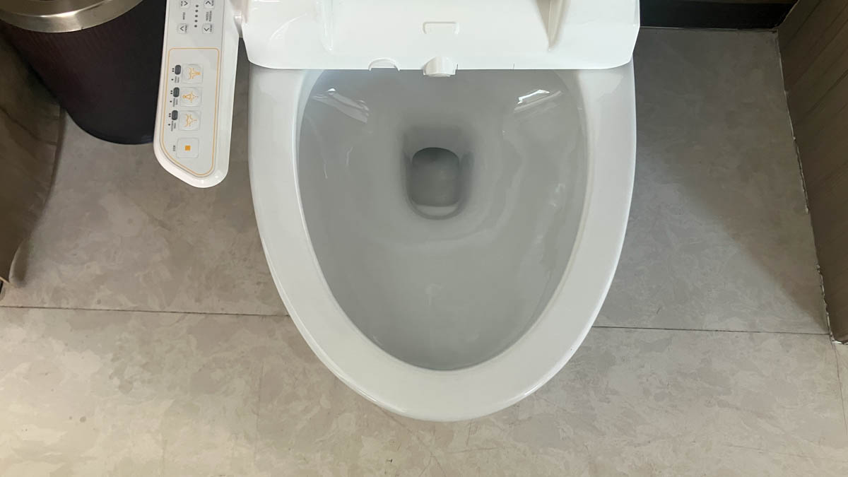 Bồn cầu 1 khối nắp điện tử Caesar C1356F + TAF400H (CD1356+TAF400H)