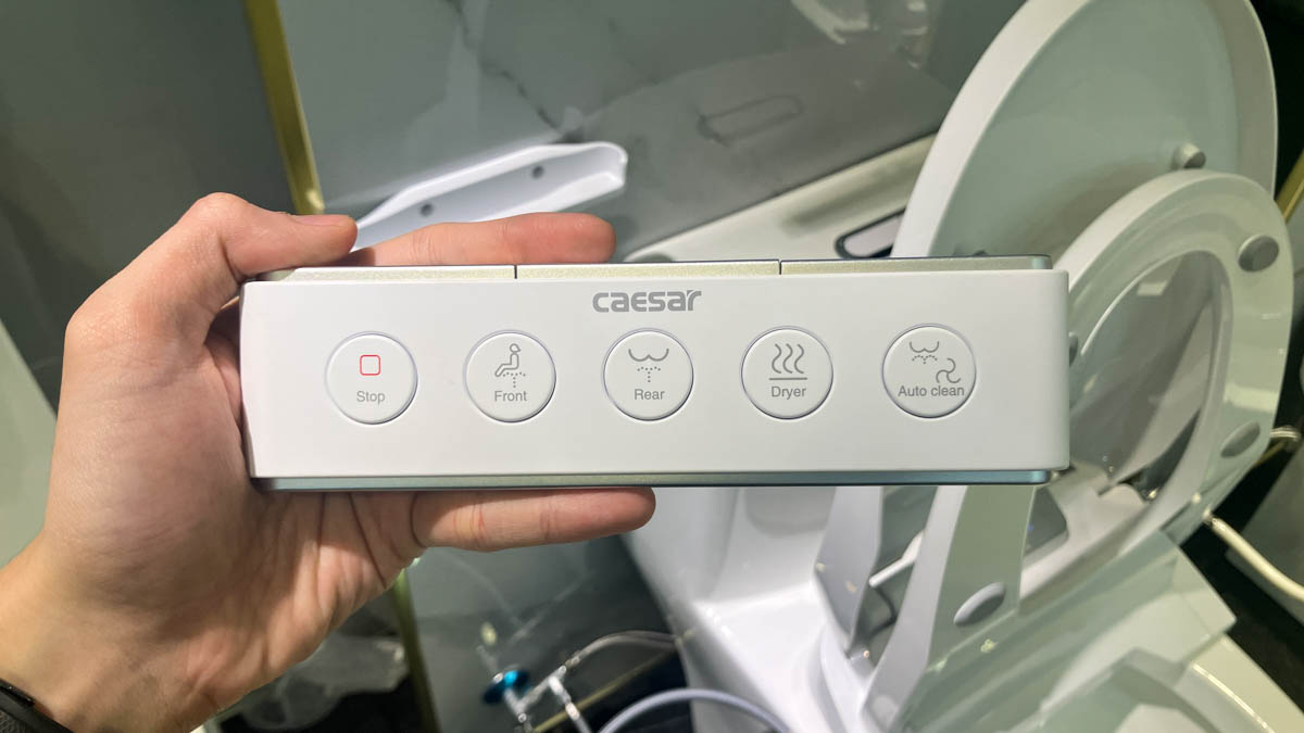 Bồn cầu 1 khối nắp điện tử Caesar C1363F+TAF610H