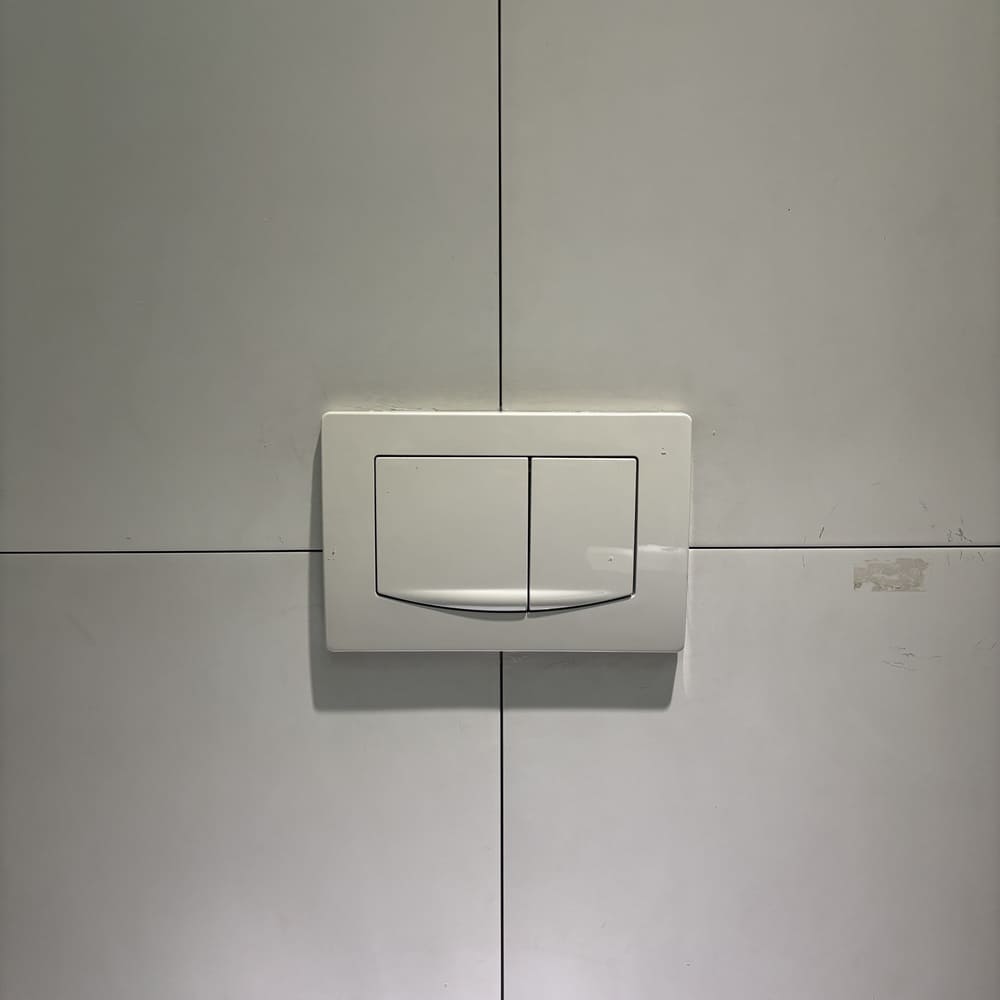 Bồn cầu treo tường Caesar CPT1505 gồm két nước âm tường