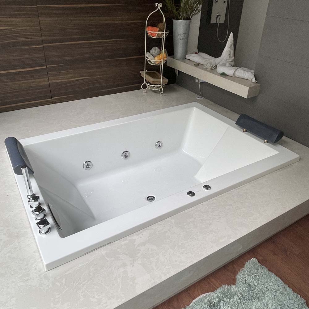 Bồn Tắm Đôi Massage Đèn 1.8M Caesar MT7180