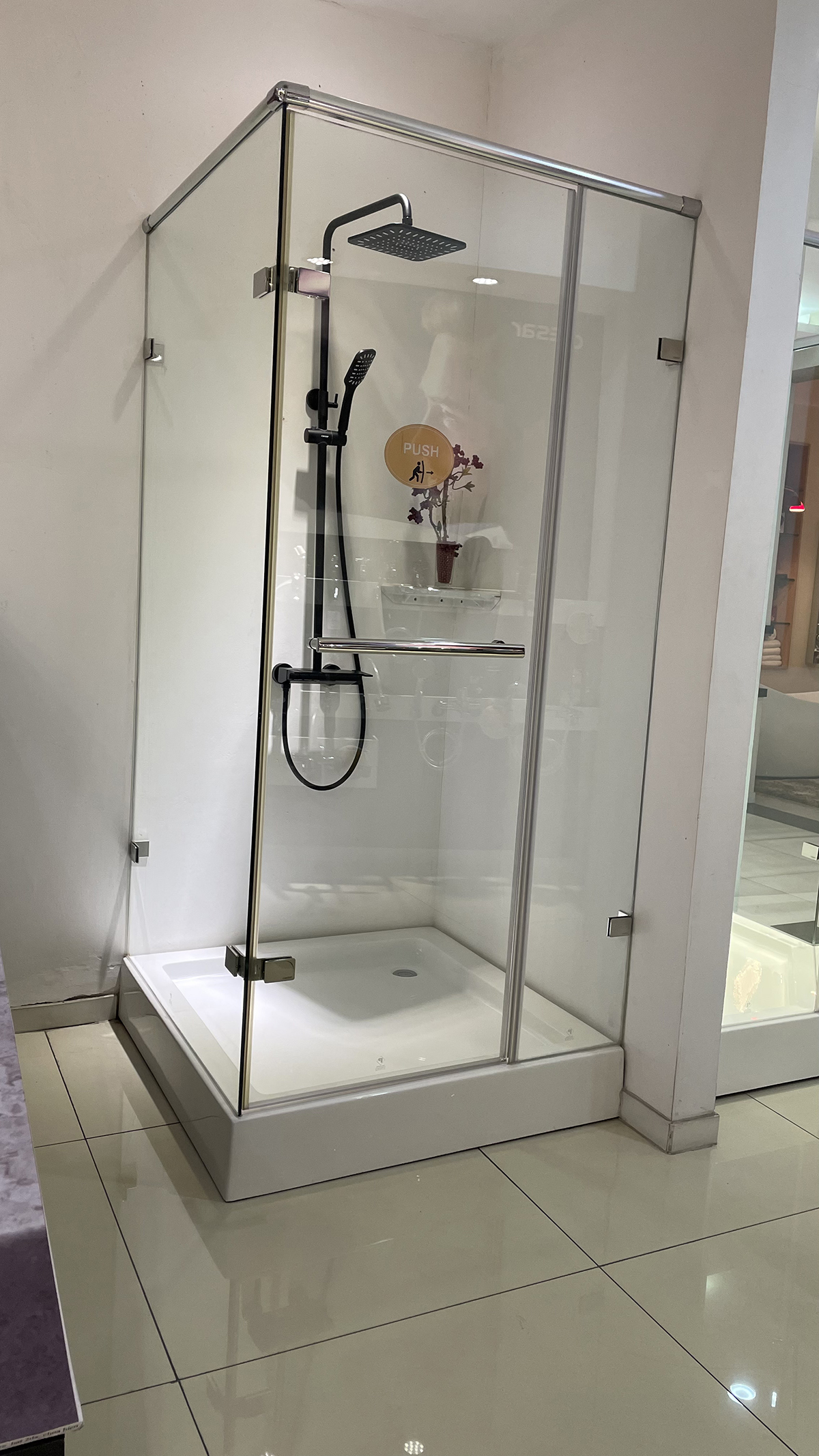 Bồn tắm đứng cửa mở vào Caesar SD4320AT-RI (SD4320ATRI)