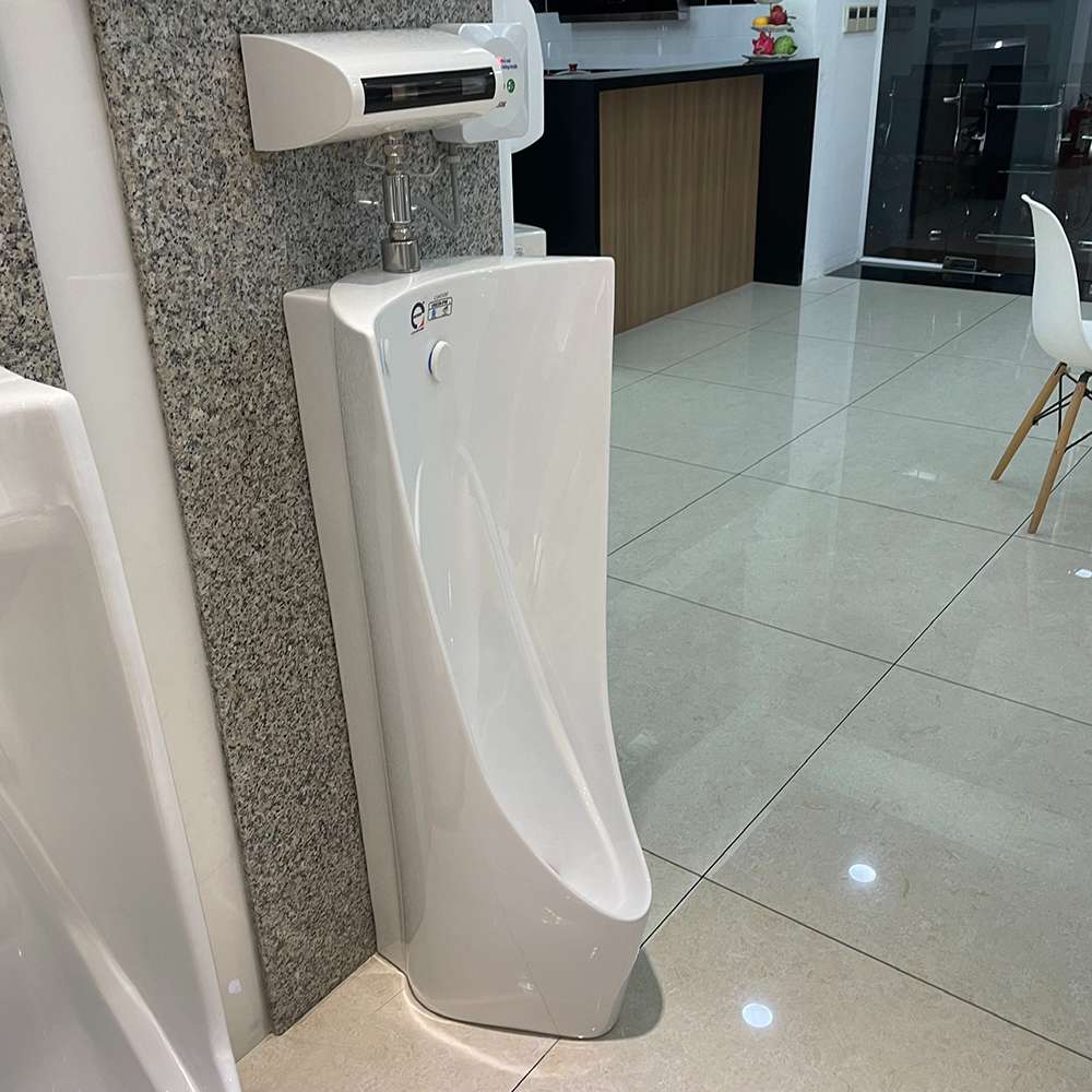 Bồn tiểu đứng thoát xuống sàn Caesar U0239