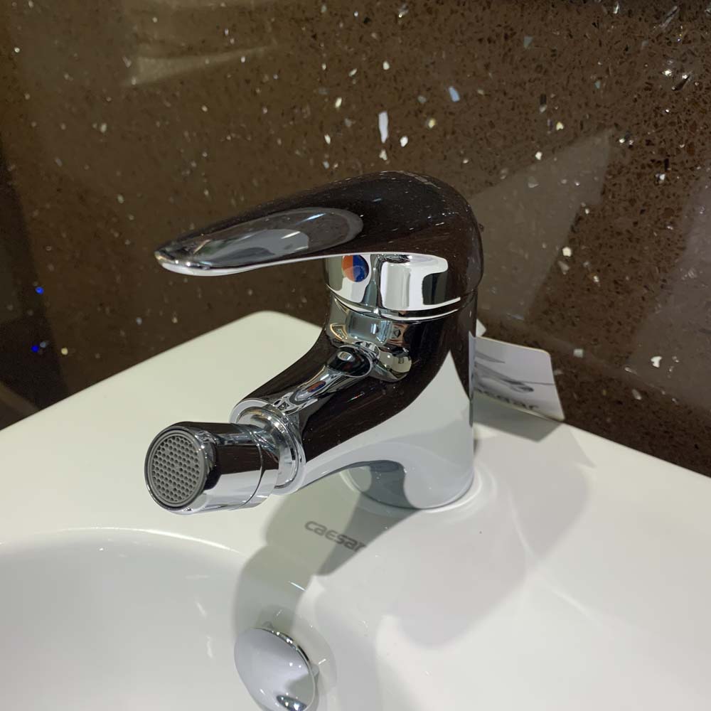 Bồn tiểu nữ Caesar B1031