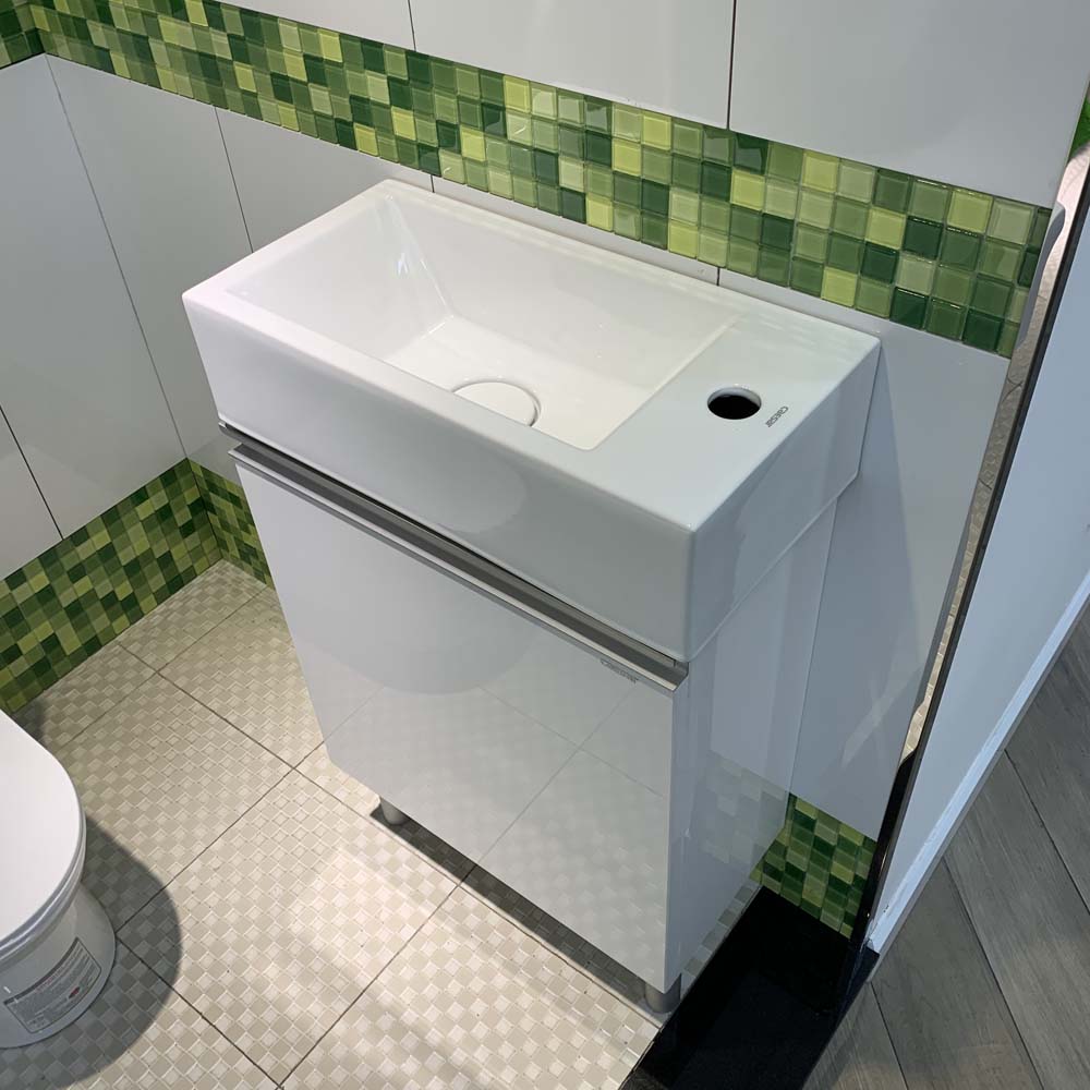 Chậu lavabo đặt bàn Caesar LF5239S