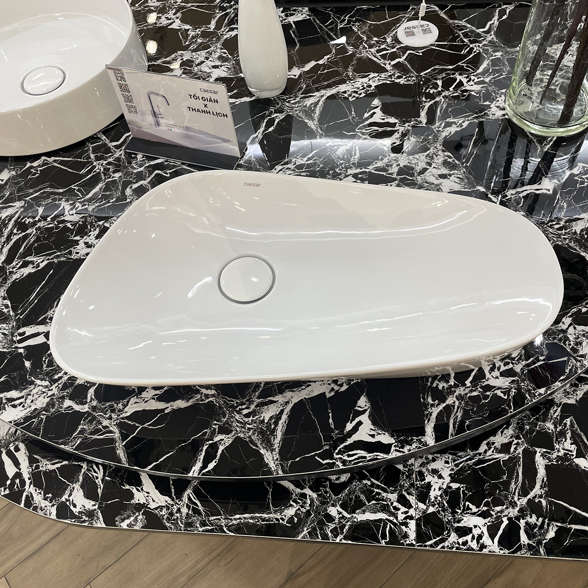 Chậu lavabo đặt bàn Caesar LF5260