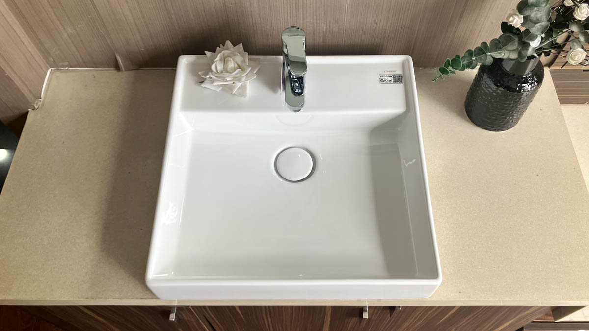 Chậu lavabo đặt bàn Caesar LF5380