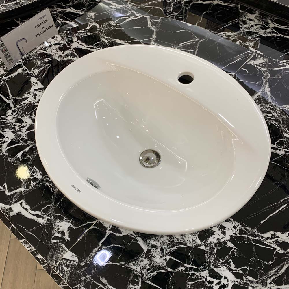 Chậu lavabo dương vành Caesar L5018