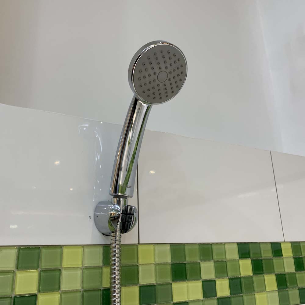 Bộ vòi sen tắm lạnh Caesar S043C (Tay sen tắm xi)