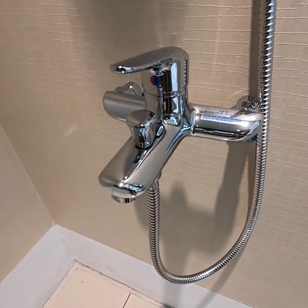 Bộ vòi sen tắm nóng lạnh Caesar S123C