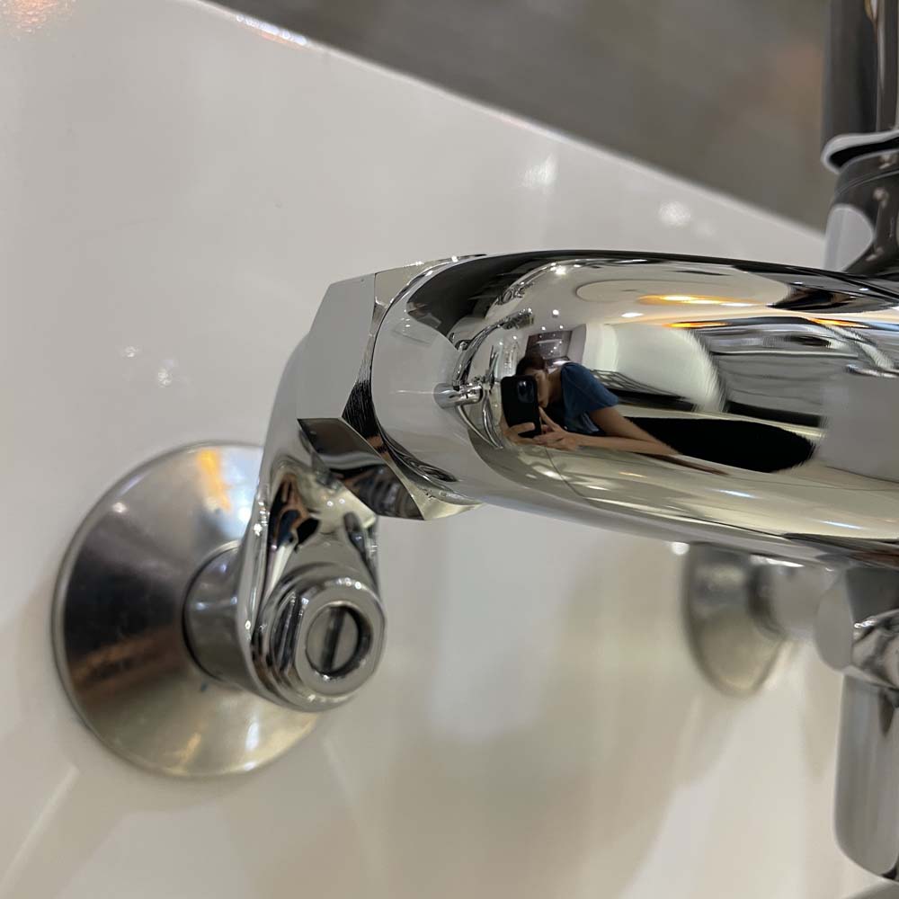 Bộ vòi sen tắm nóng lạnh Caesar S143C