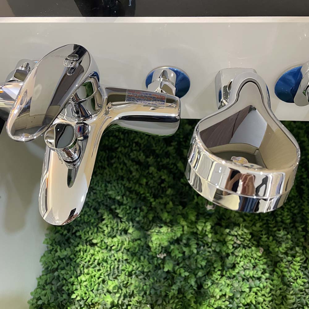 Bộ vòi sen tắm nóng lạnh Caesar S173C