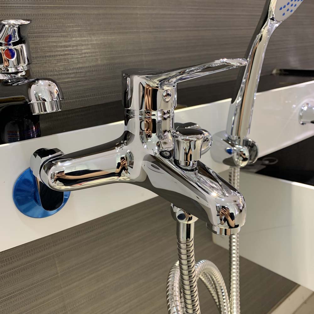 Bộ vòi sen tắm nóng lạnh Caesar S333C
