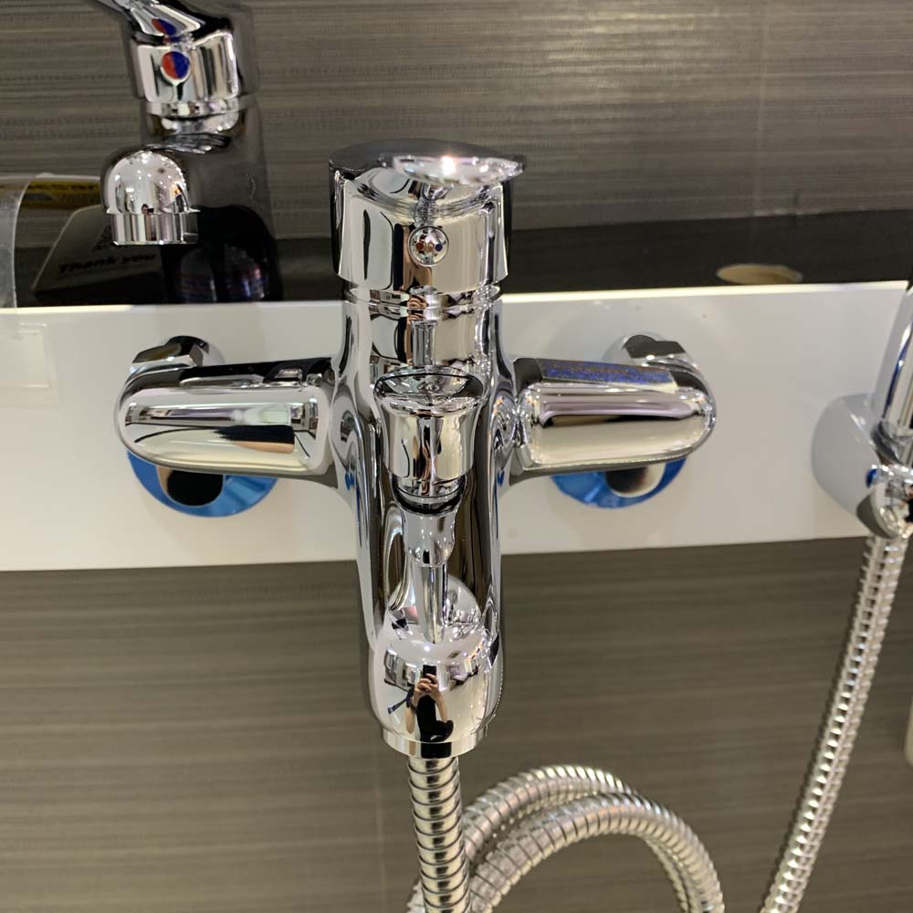 Bộ vòi sen tắm nóng lạnh Caesar S333C