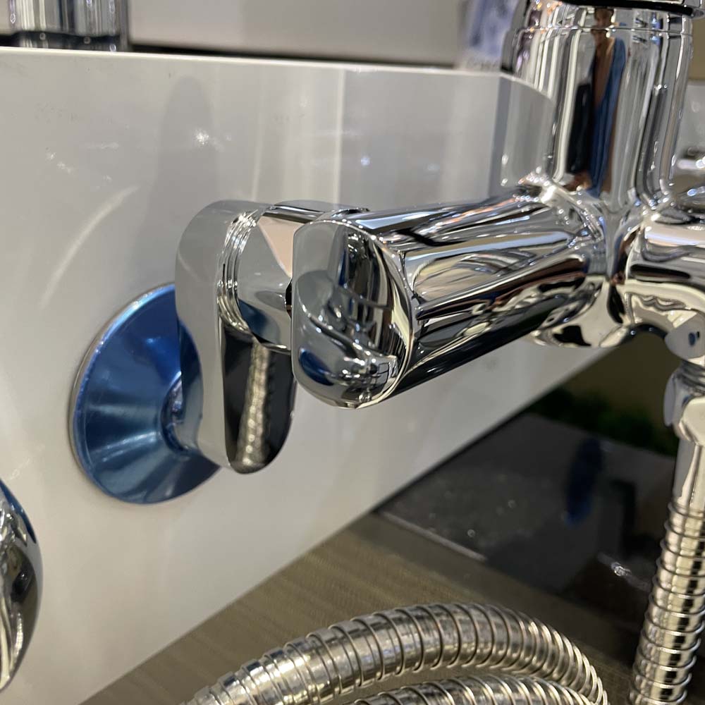 Bộ vòi sen tắm nóng lạnh Caesar S353C