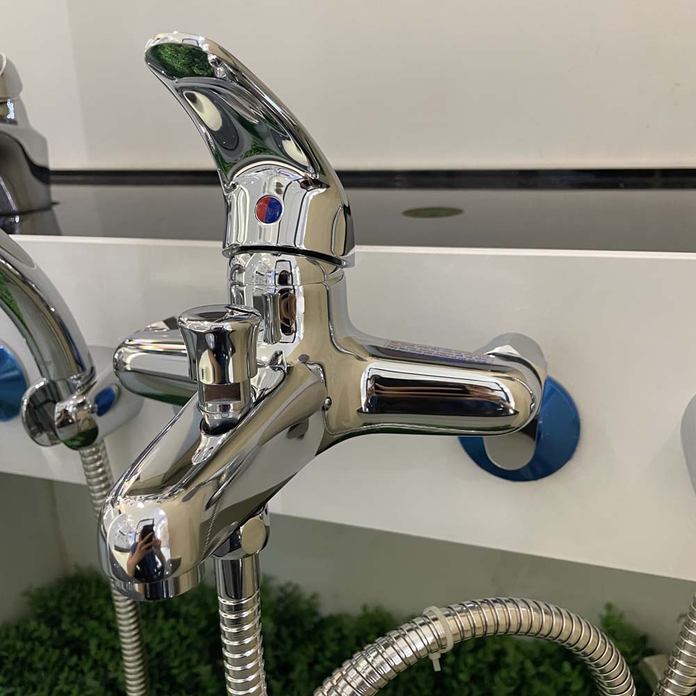 Bộ vòi sen tắm nóng lạnh Caesar S360C