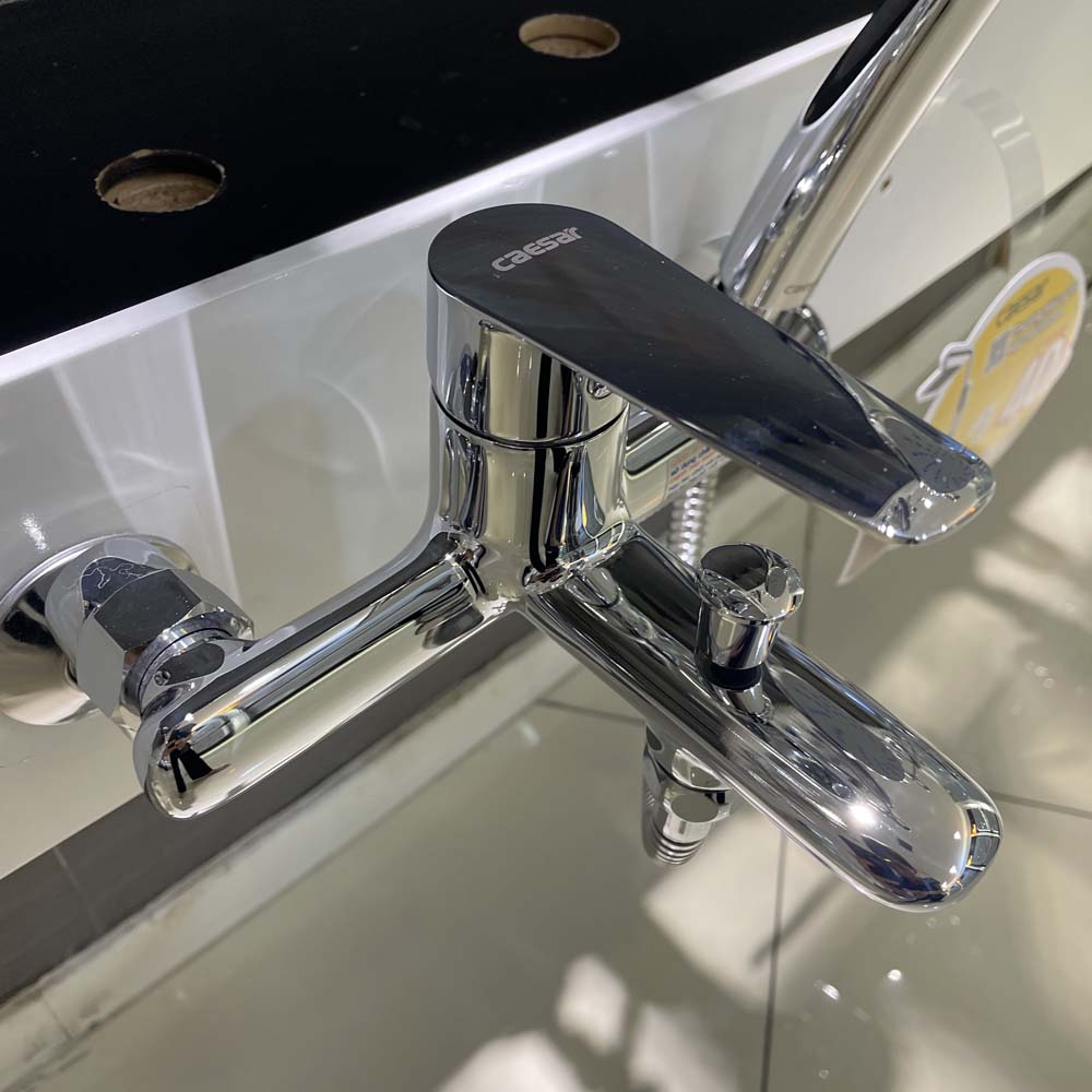 Bộ vòi sen tắm nóng lạnh Caesar S383C (Tay sen tắm xi)