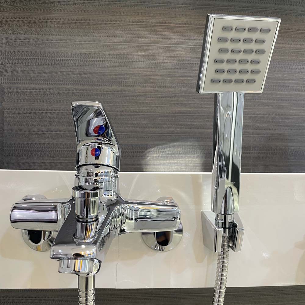 Bộ vòi sen tắm nóng lạnh Caesar S403C