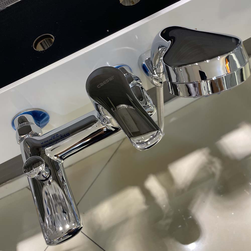 Bộ vòi sen tắm nóng lạnh Caesar S433C
