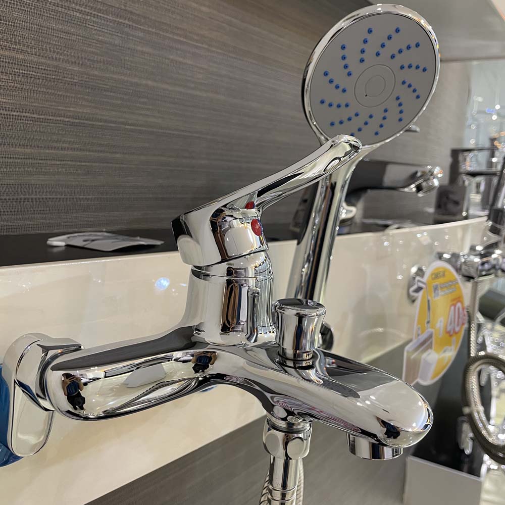 Bộ vòi sen tắm nóng lạnh Caesar S493C