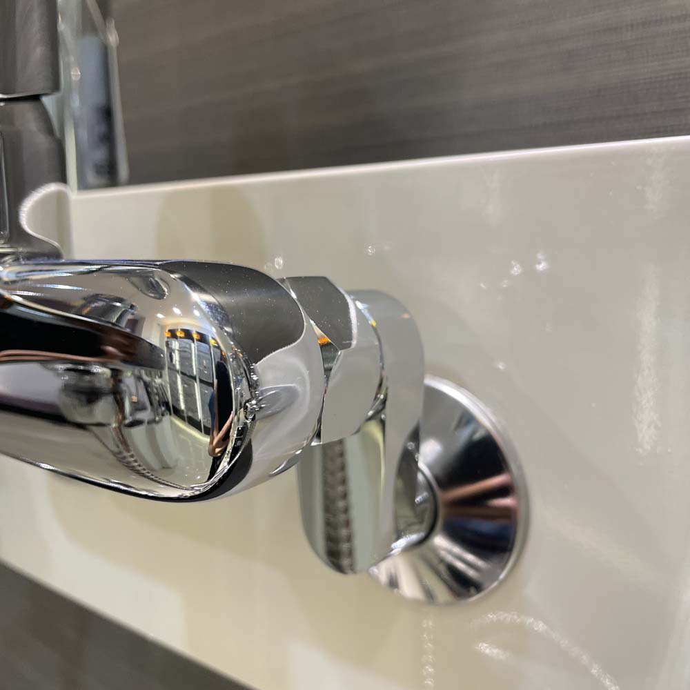 Bộ vòi sen tắm nóng lạnh Caesar S573C