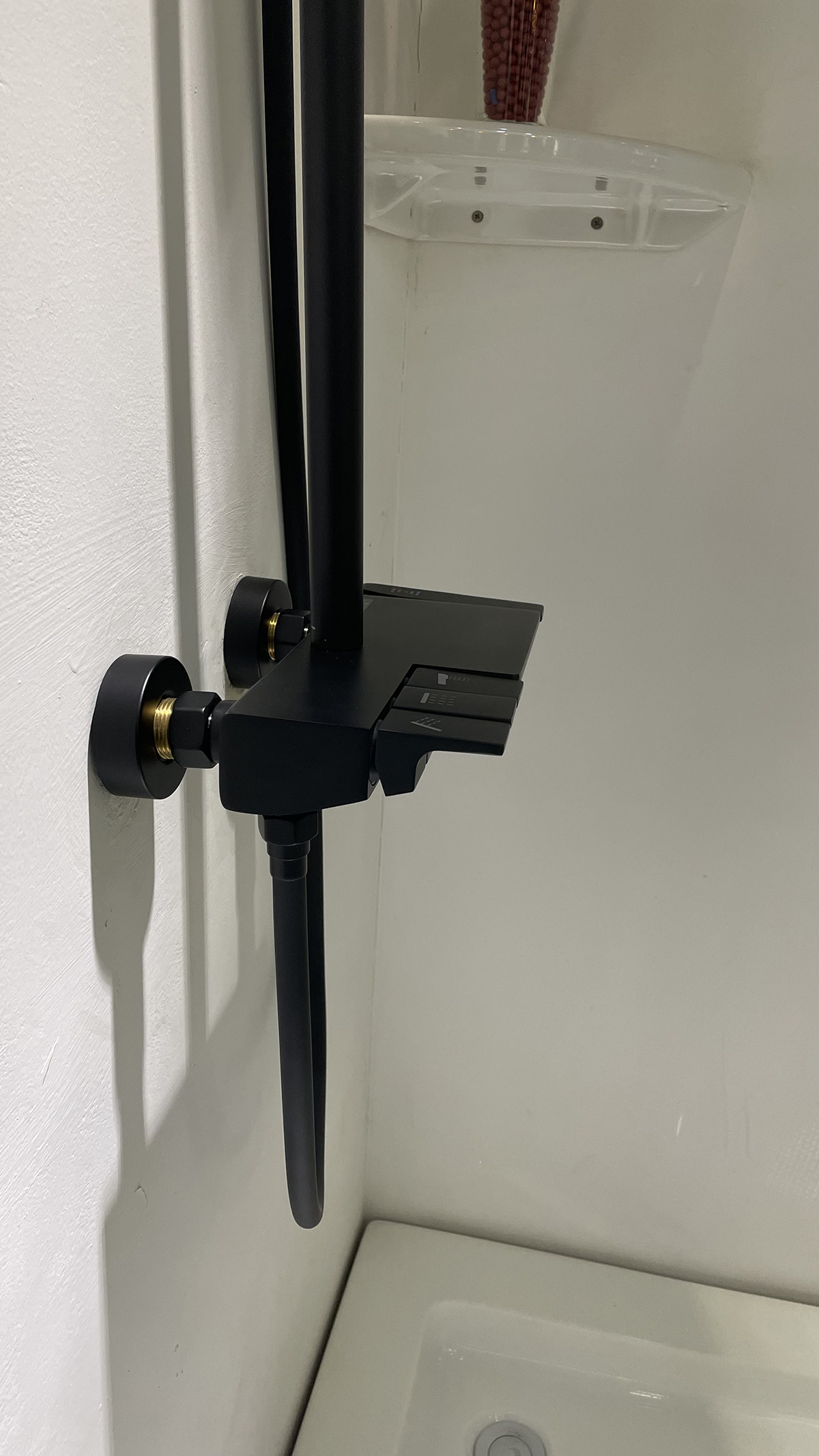 Bộ sen tắm cây nóng lạnh Caesar S688CB