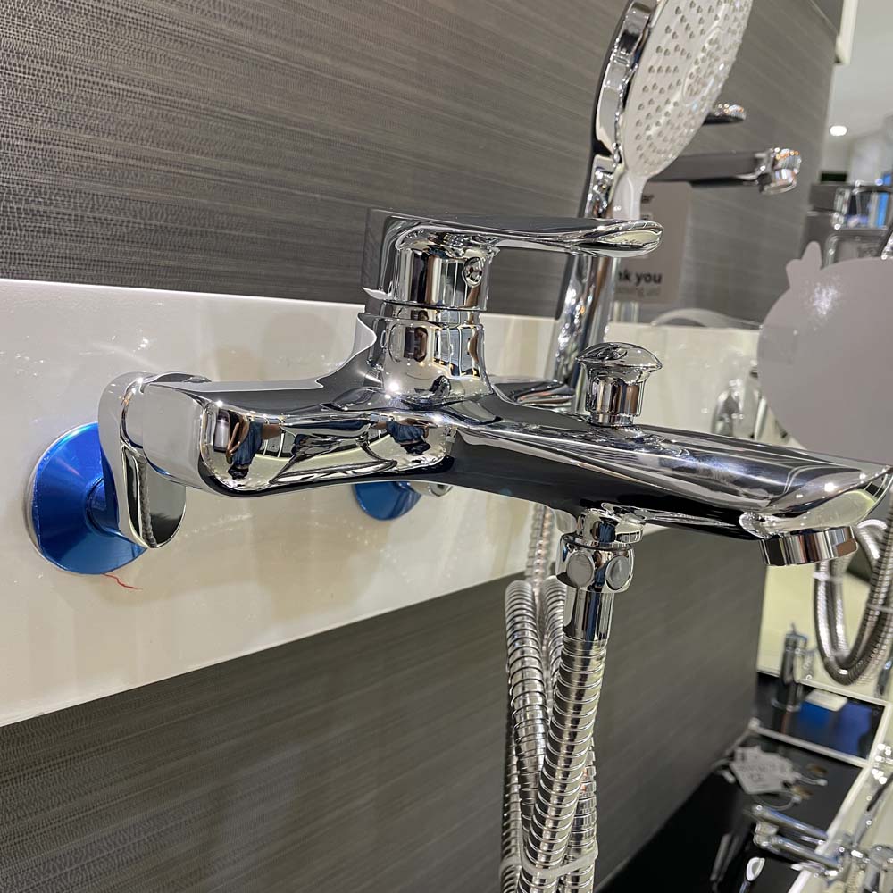 Bộ vòi sen tắm nóng lạnh Caesar S733C