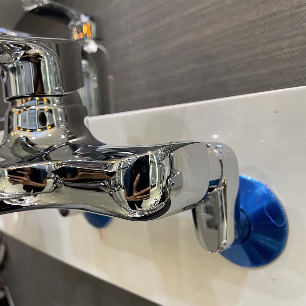 Bộ vòi sen tắm nóng lạnh Caesar S733C