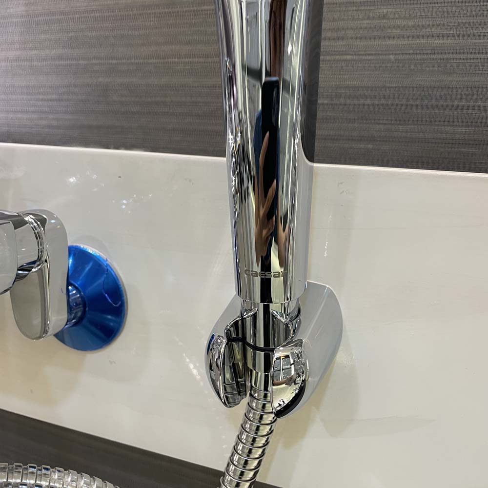 Bộ vòi sen tắm nóng lạnh Caesar S733C