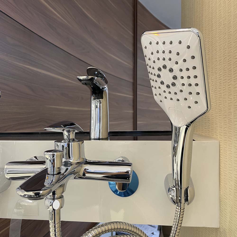 Bộ vòi sen tắm nóng lạnh Caesar S813C