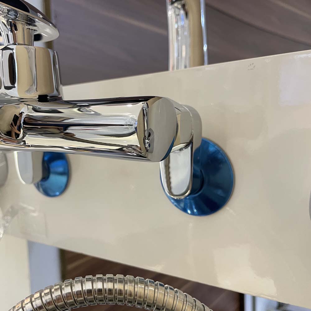 Bộ vòi sen tắm nóng lạnh Caesar S813C