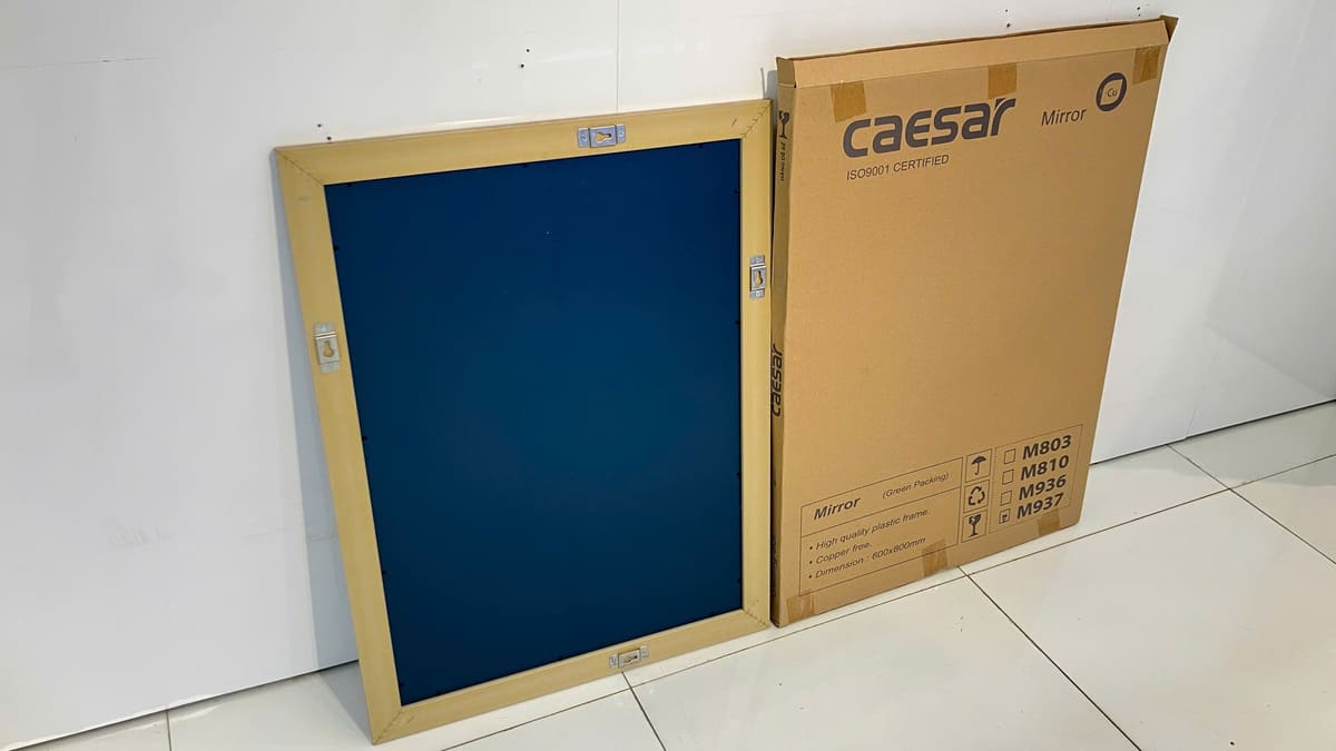 Gương soi phòng tắm 60x80cm Caesar M937