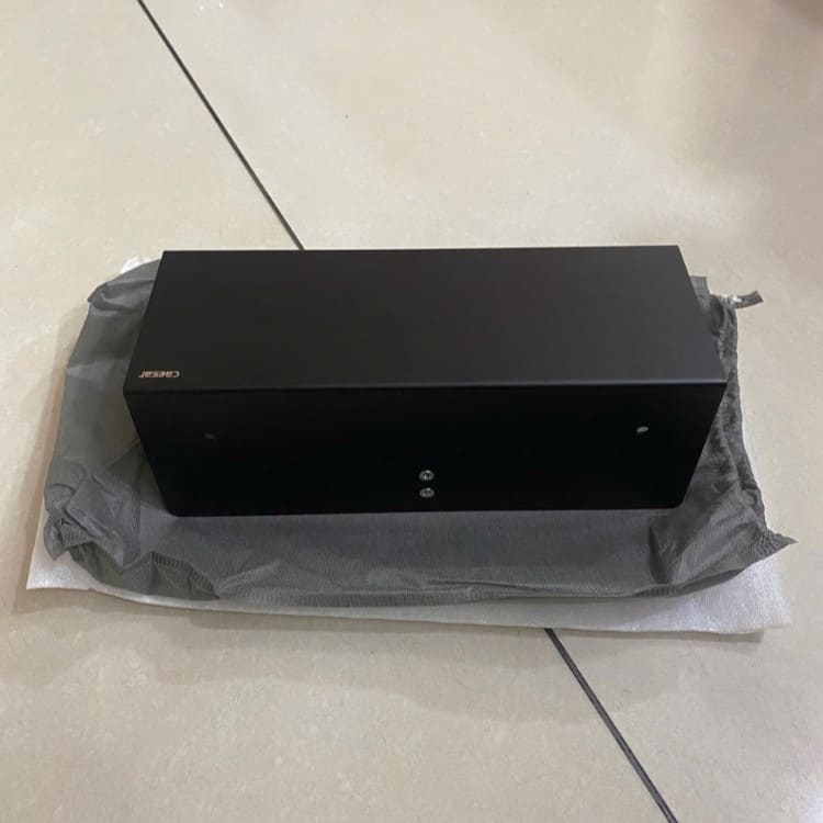 Móc giấy vệ sinh đôi Caesar Q6304B