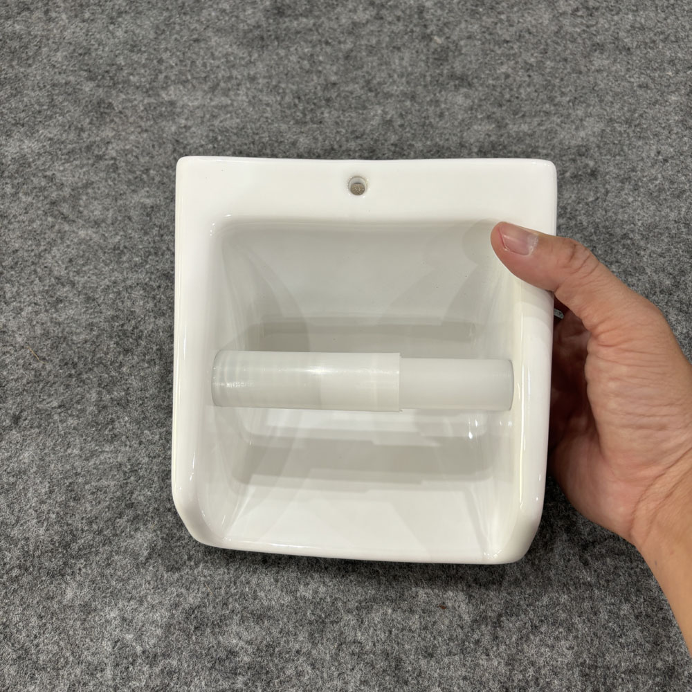 Hộp đựng giấy vệ sinh Caesar Q944