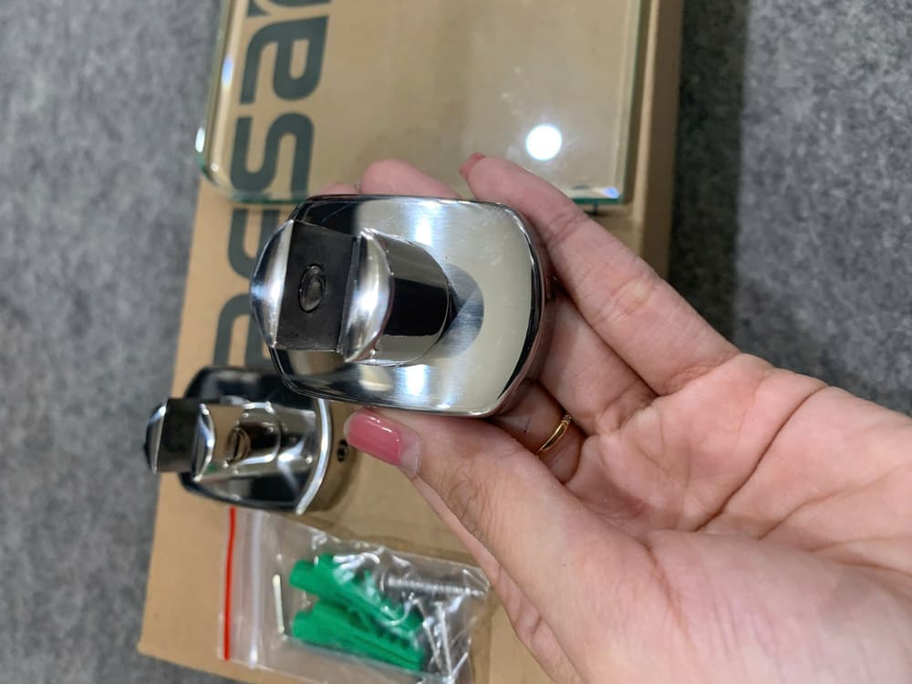 Kệ kính Caesar Q7300V