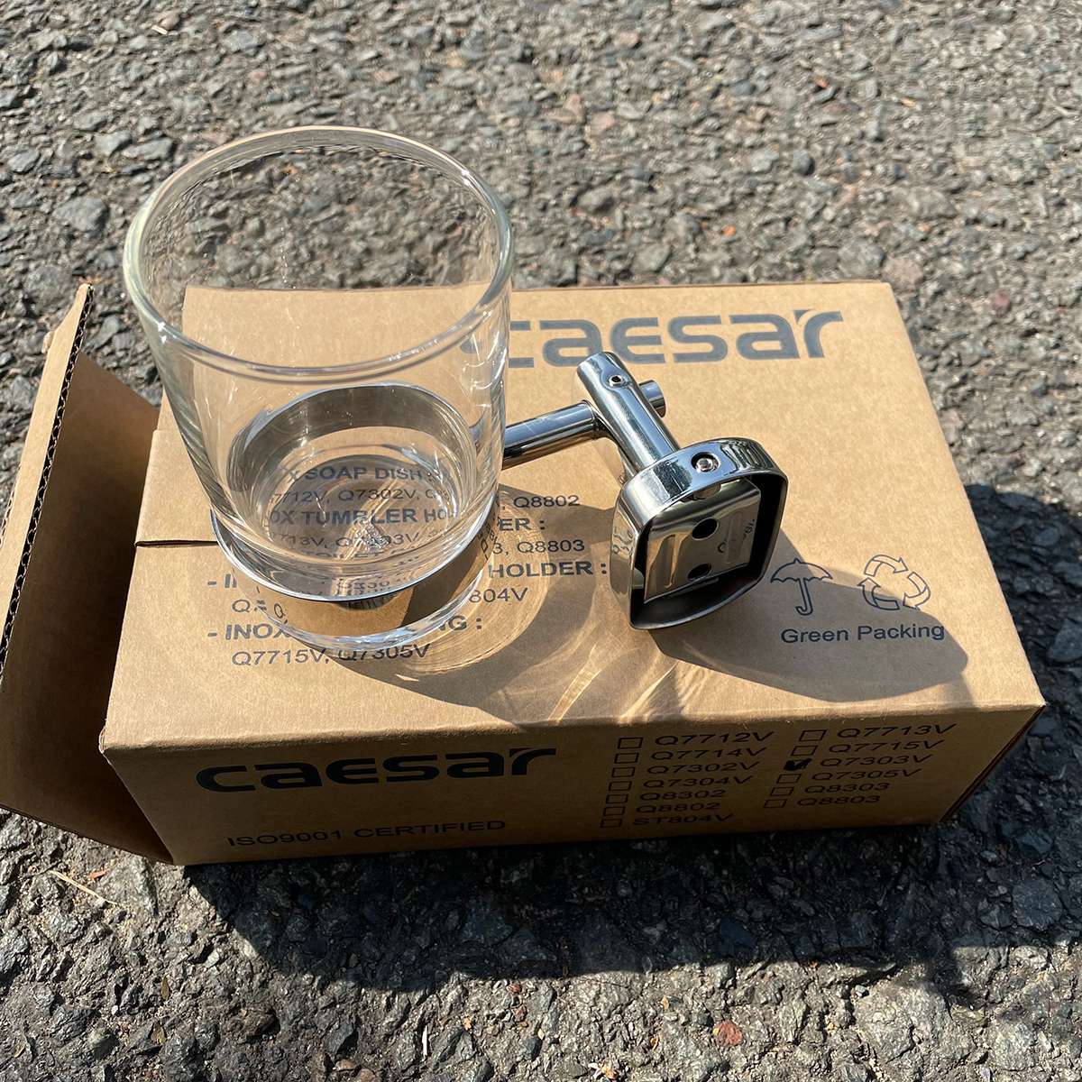 Kệ để bàn chải răng Caesar Q7303V