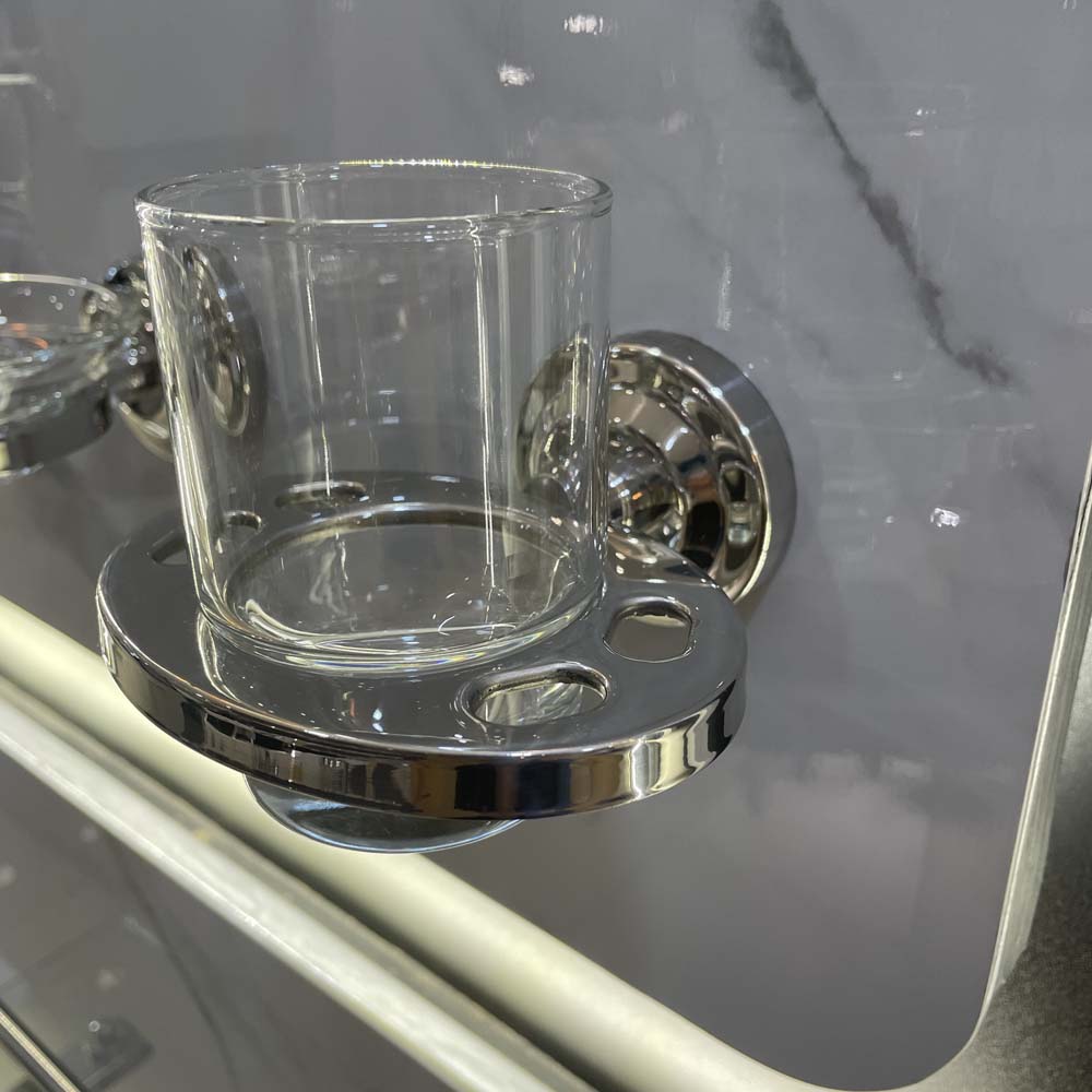 Kệ để bàn chải răng Caesar Q7713V