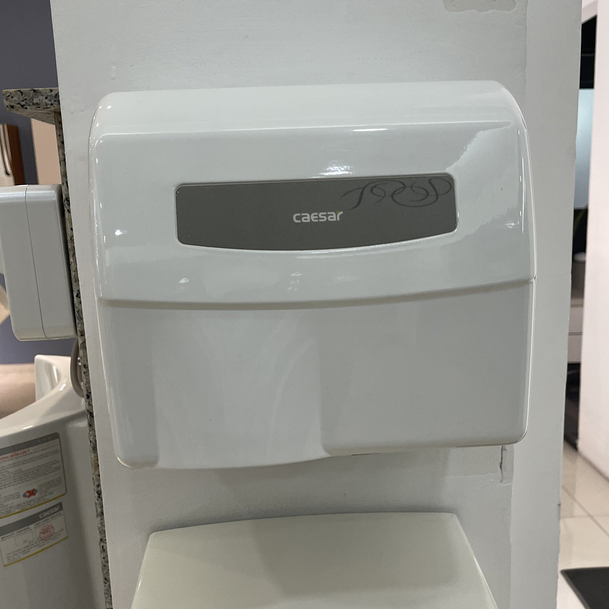 Máy sấy tay Caesar A610