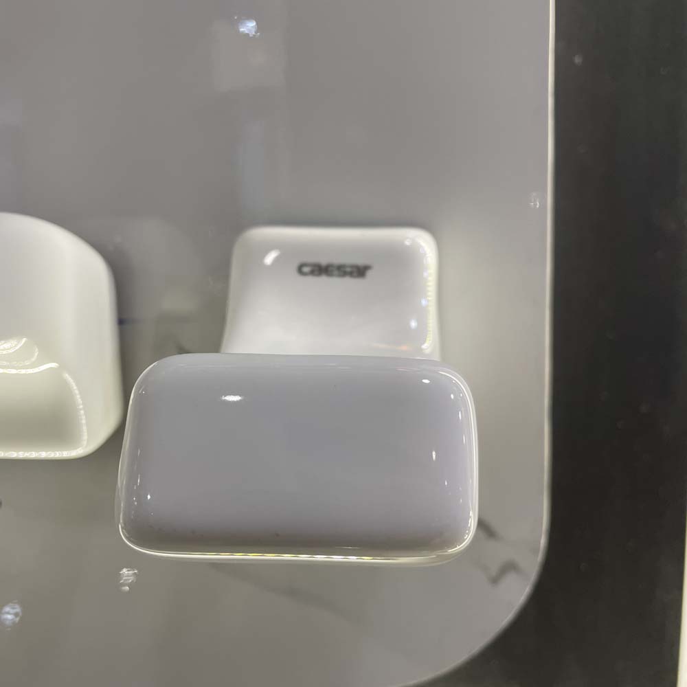 Móc áo đơn bằng sứ Caesar Q947