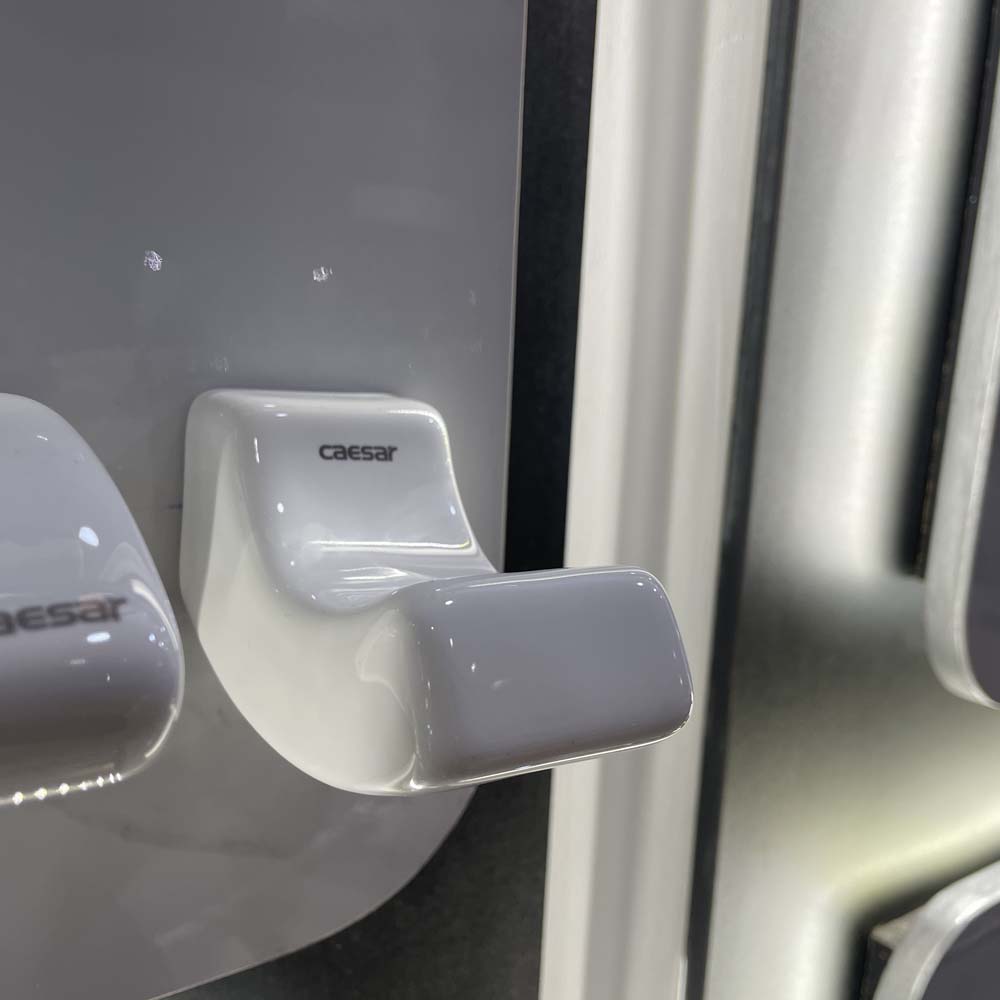 Móc áo đơn bằng sứ Caesar Q947