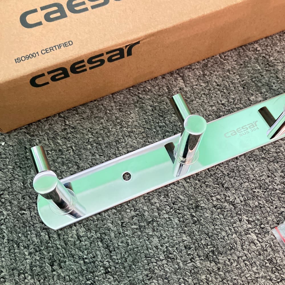 Móc áo Caesar ST857