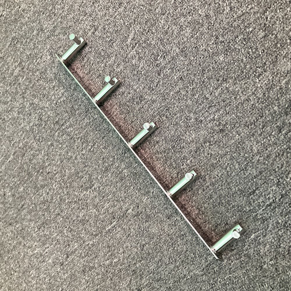 Móc áo Caesar ST857