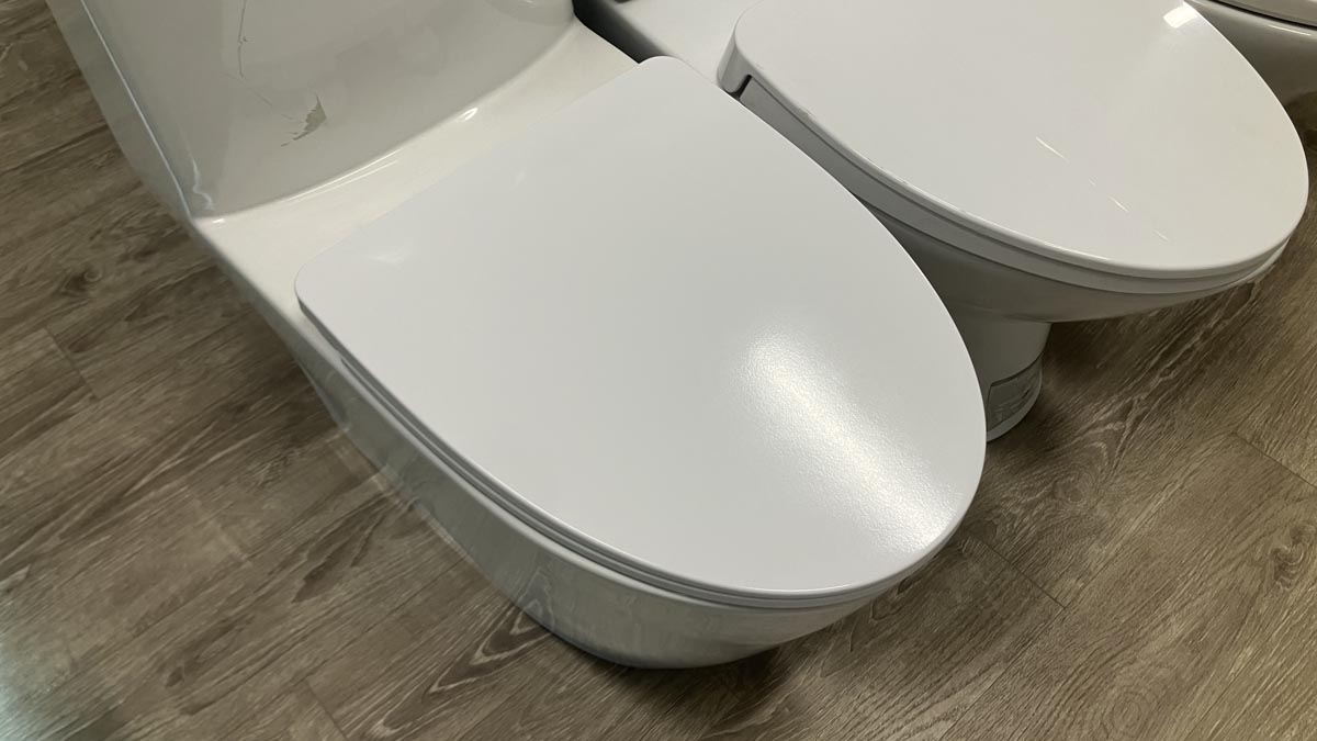 Nắp bồn cầu đóng êm Caesar MU263