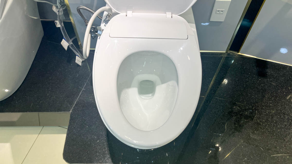 Nắp bồn cầu rửa cơ Caesar TAF060